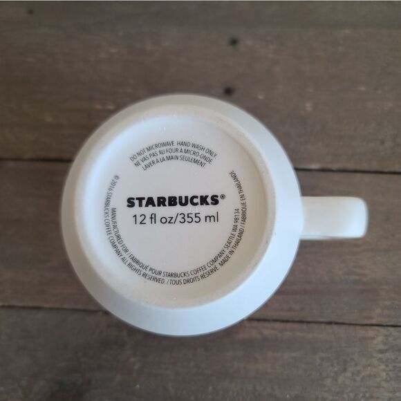 Starbucks 2016 Valentines Hearts With Gold Arrow Coffee Mug - 12 Oz - Picture 6 of 7